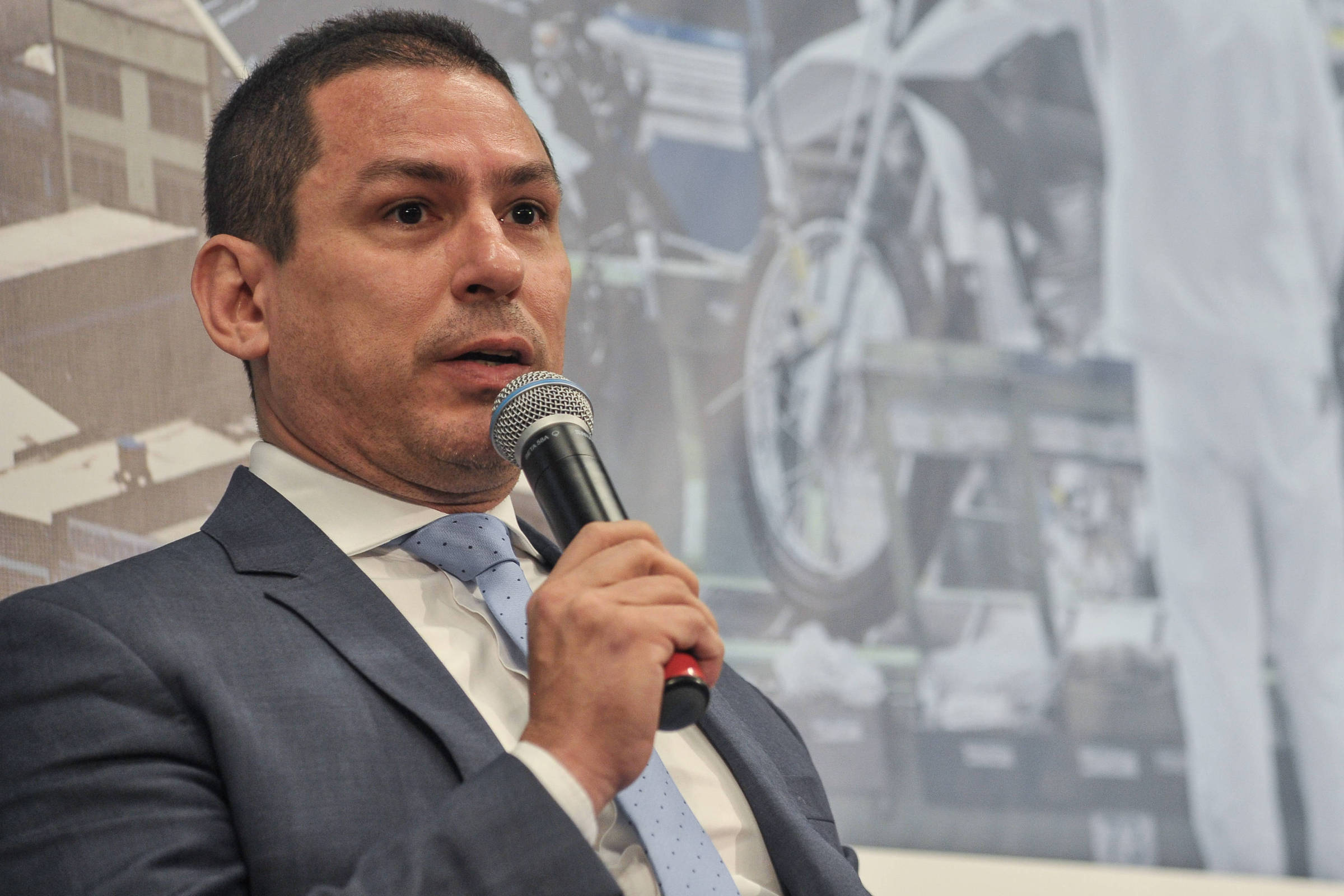 Comissão tenta votar Previdência esta semana, mas há risco de adiamento, diz Ramos